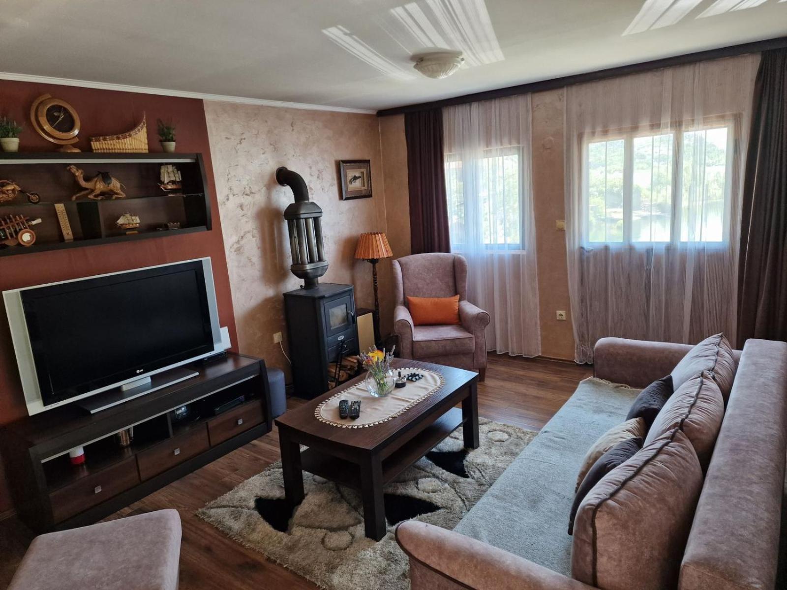 Lakeside Oasis Home Karuc المظهر الخارجي الصورة